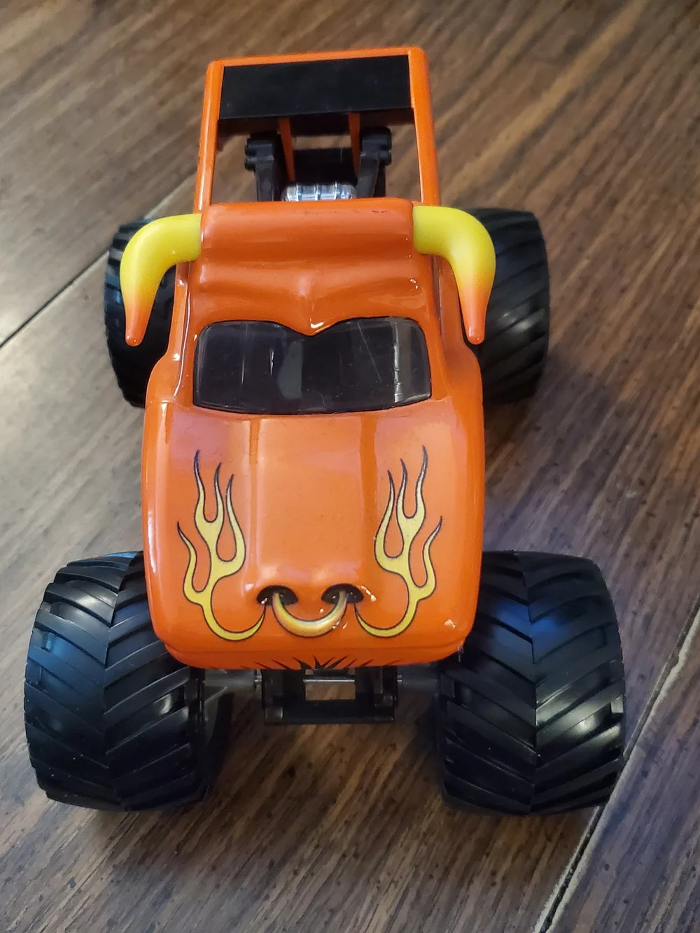 EL TORO LOCO Monster JAM Truck Toy with Yellow Horns - Kids Toys